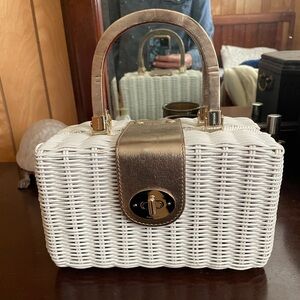 KATE SPADE**VINTAGE White w/Gold Woven Handbag - pristine paisley lining